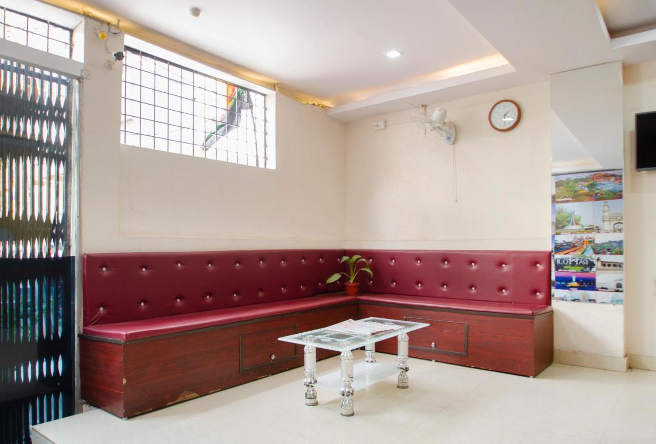 Hotel Sri Sai Balaji Hyderabad Exterior photo