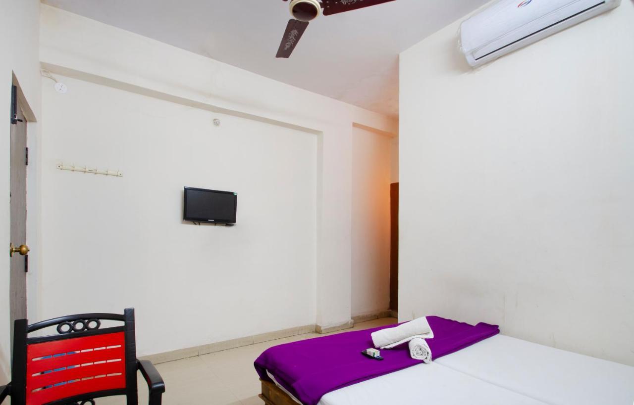 Hotel Sri Sai Balaji Hyderabad Exterior photo