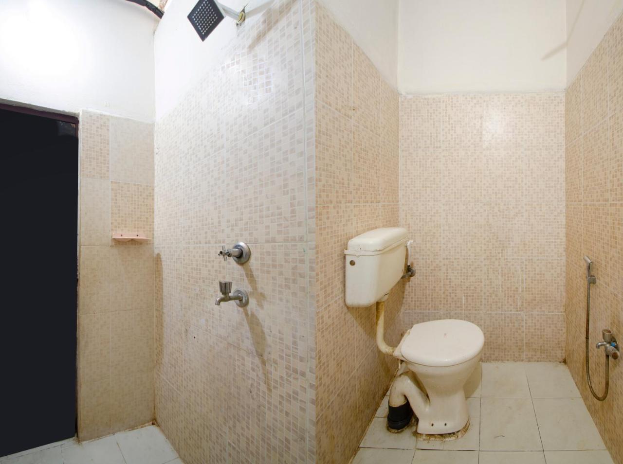 Hotel Sri Sai Balaji Hyderabad Exterior photo
